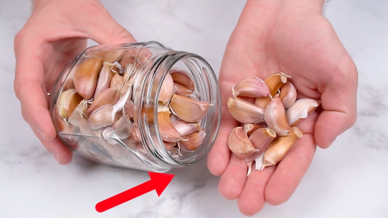 The Ultimate Garlic Storage Hack: Keep It Fresh, No Shrinking or Sprouting!