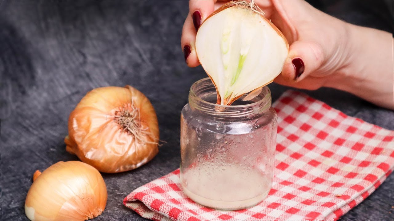 Unlock the Secret to Luscious Locks: Homemade Onion Oil for Hair