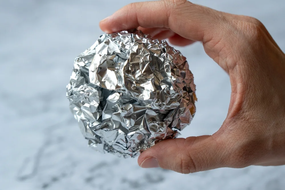 Unlock the Power of Aluminum Foil: A Must-Know Trick for Everyone!