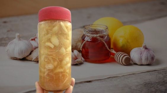 Create Your Own Natural Immunity Booster: A Powerful Mix of Ginger, Honey, Garlic, and Lemons