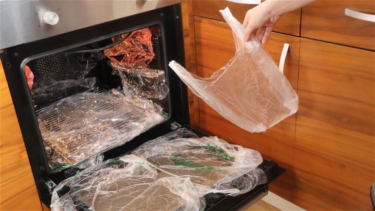 Effortless Oven Cleaning with Plastic Bags: A Game-Changing Method